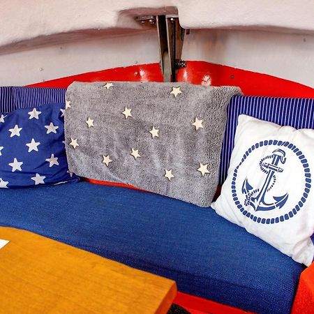Polarstern - Unique Boatstay! Monnickendam Eksteriør billede