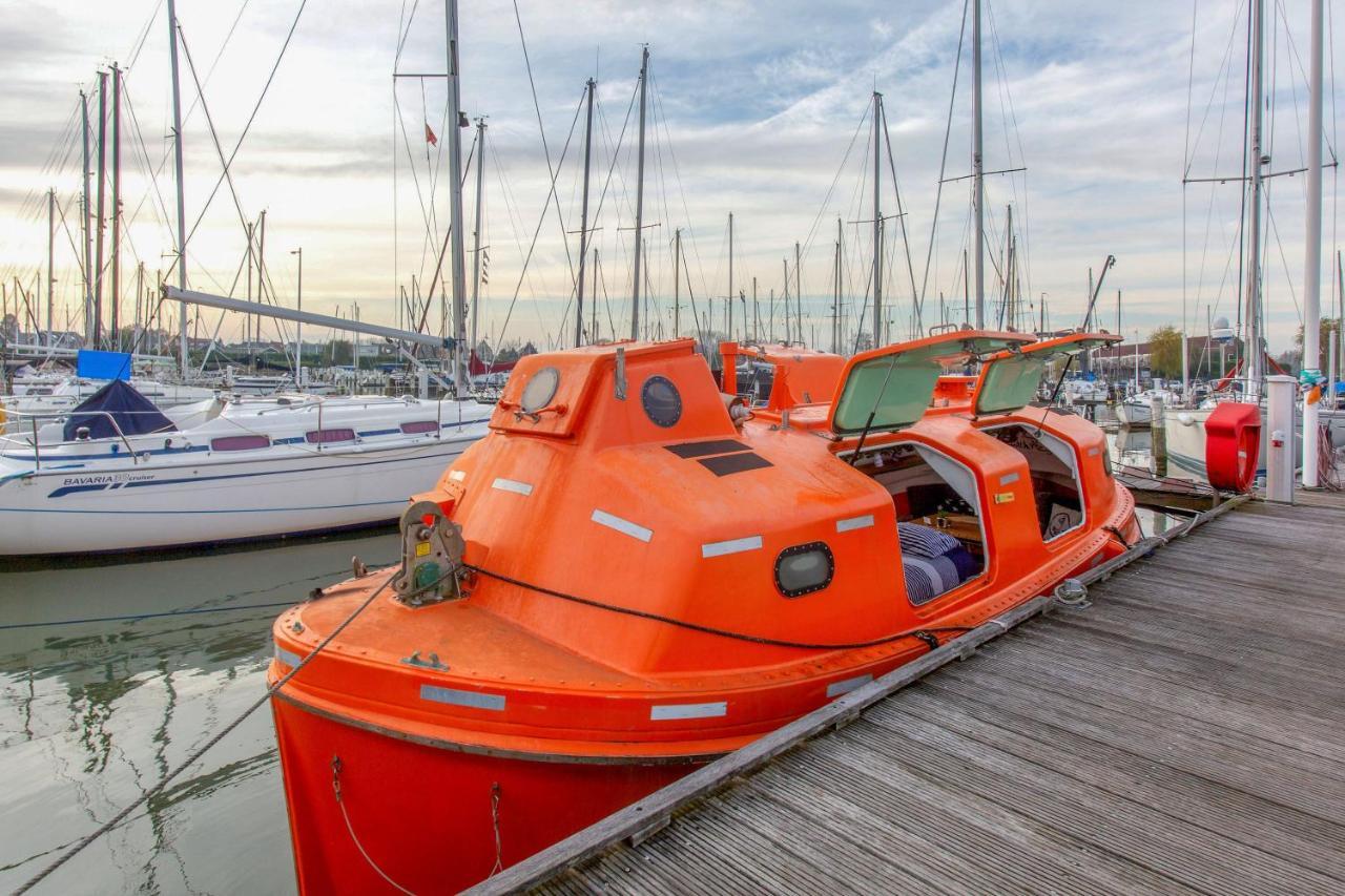 Polarstern - Unique Boatstay! Monnickendam Eksteriør billede