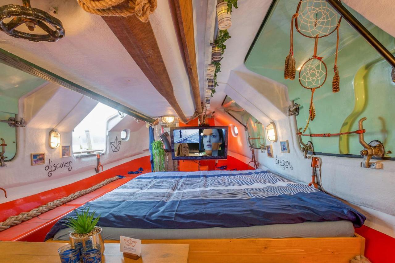 Polarstern - Unique Boatstay! Monnickendam Eksteriør billede